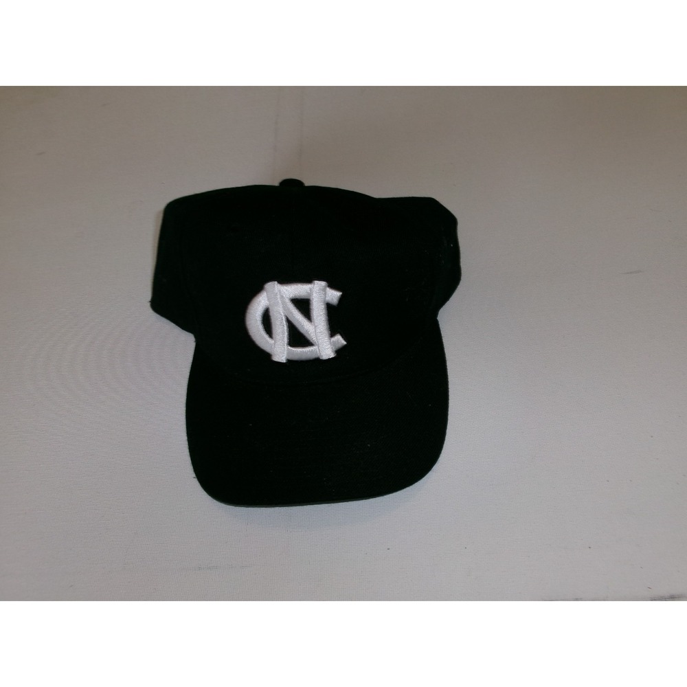 NORTH CAROLINA TAR HEELS FITTED 00S Y2K HAT CAP VINTAGE M2